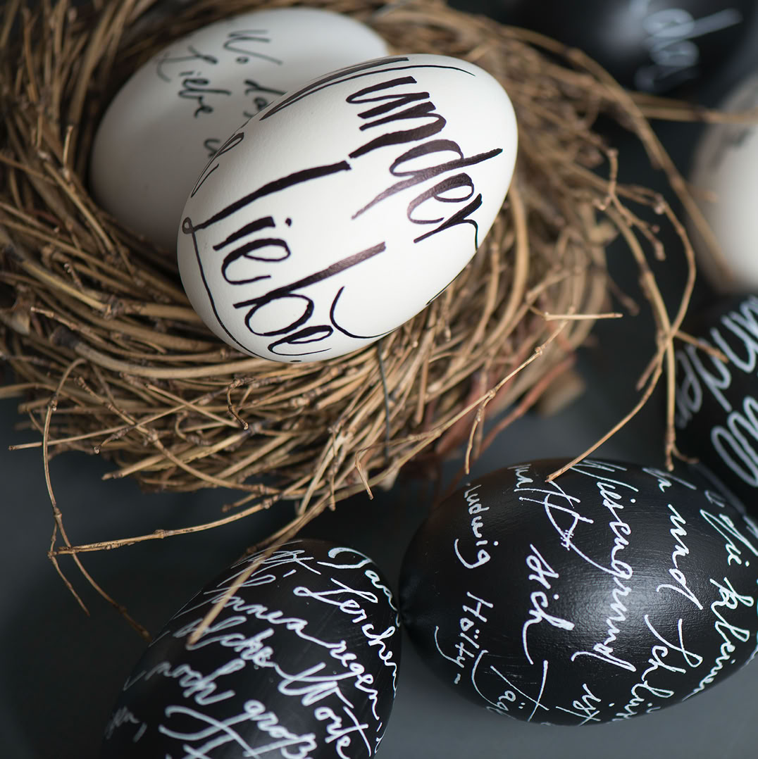 Handbeschriftete Ostereier, Kalligraphie auf Gaense Eier